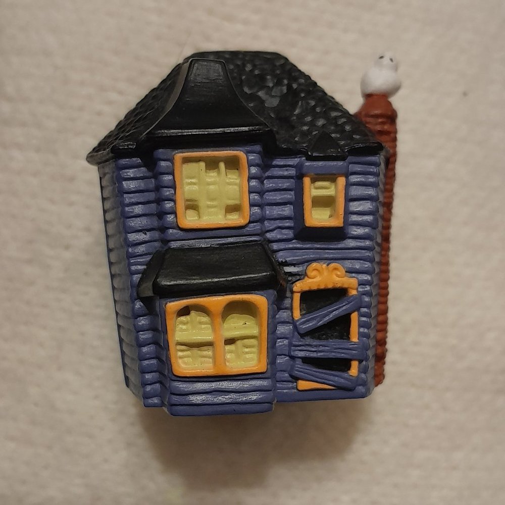 Vintage Halloween Hallmark Miniatures Haunted House Figurine